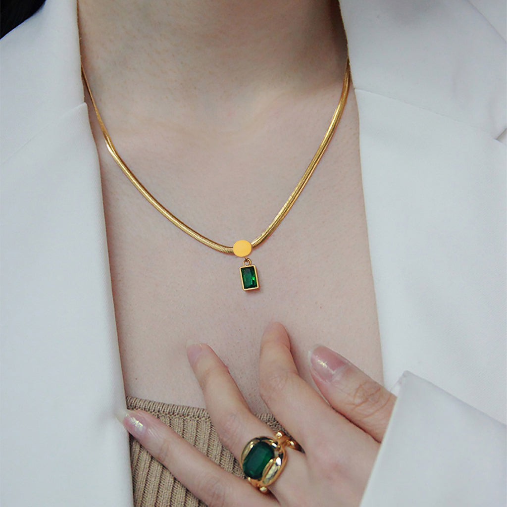 Green Stone Snake Chain Necklace
