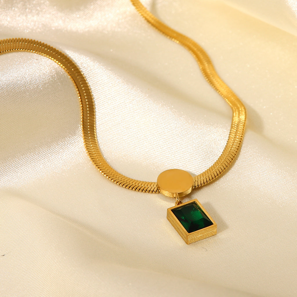 Green Stone Snake Chain Necklace